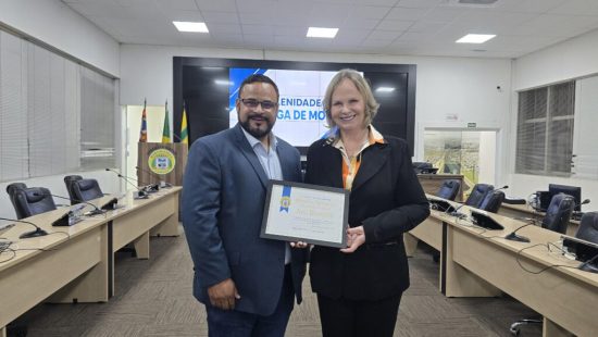 Câmara de Hortolândia homenageia deputada Ana Perugini por Sala de Acolhimento das Mulheres